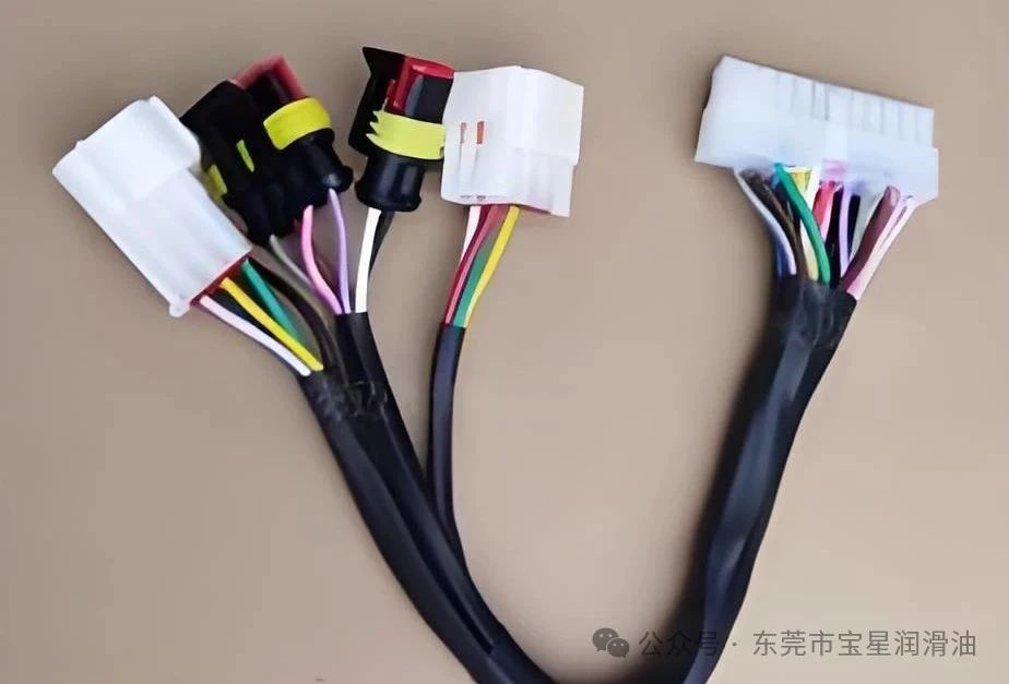 汽车控制器插头安装困难？选对润滑油轻松解决！