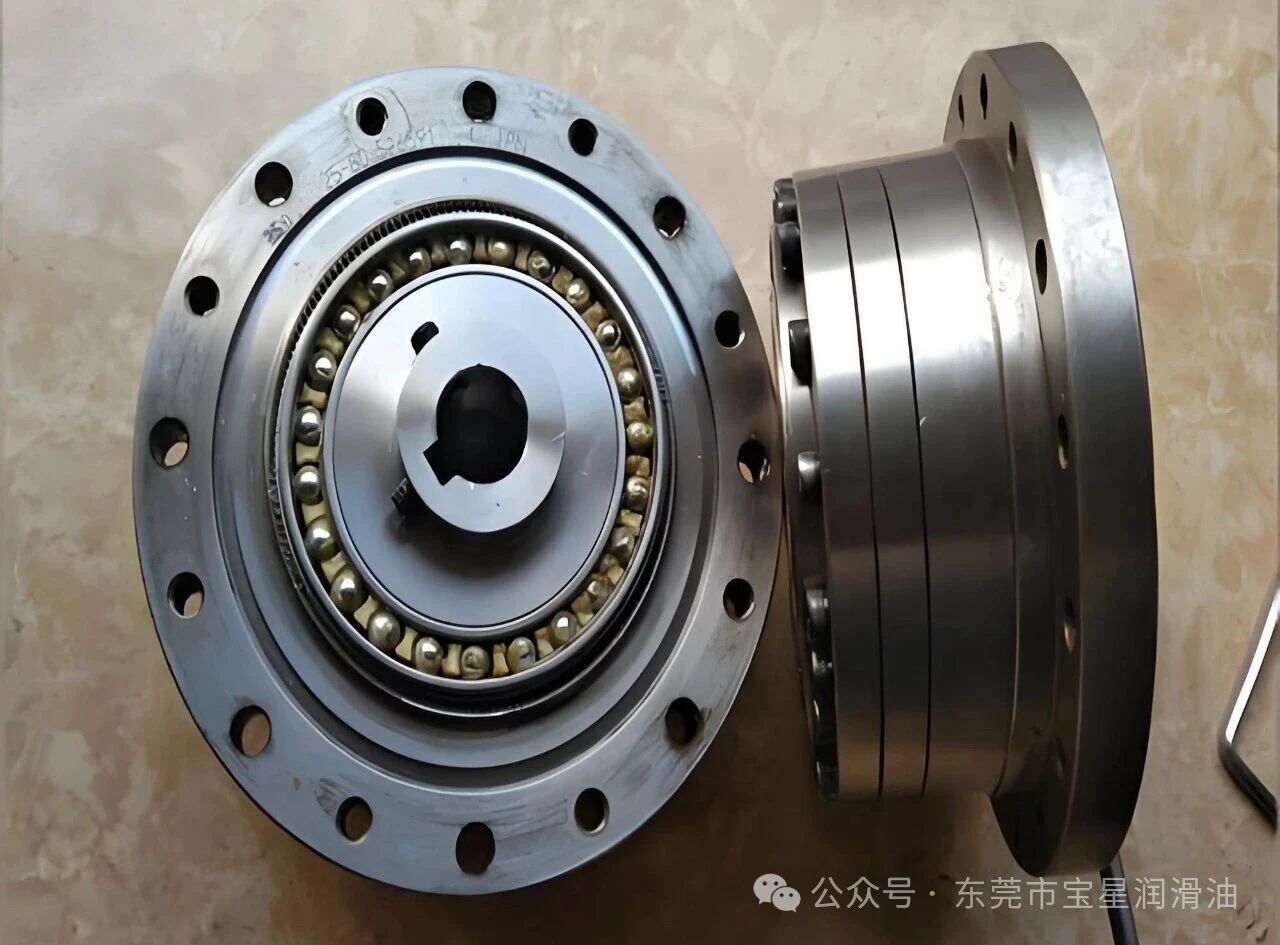 为什么谐波齿轮箱高温时润滑脂总流失？